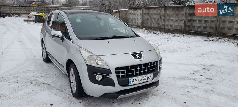 Позашляховик / Кросовер Peugeot 3008 2011 в Звягелі