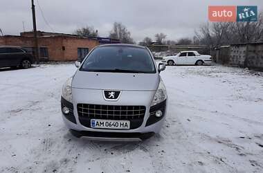 Позашляховик / Кросовер Peugeot 3008 2011 в Звягелі