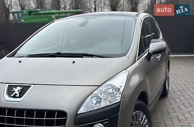 Позашляховик / Кросовер Peugeot 3008 2011 в Луцьку