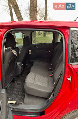 Внедорожник / Кроссовер Peugeot 3008 2009 в 