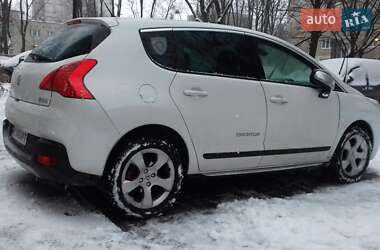 Позашляховик / Кросовер Peugeot 3008 2013 в Львові