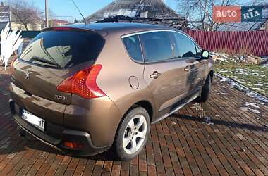 Внедорожник / Кроссовер Peugeot 3008 2013 в 