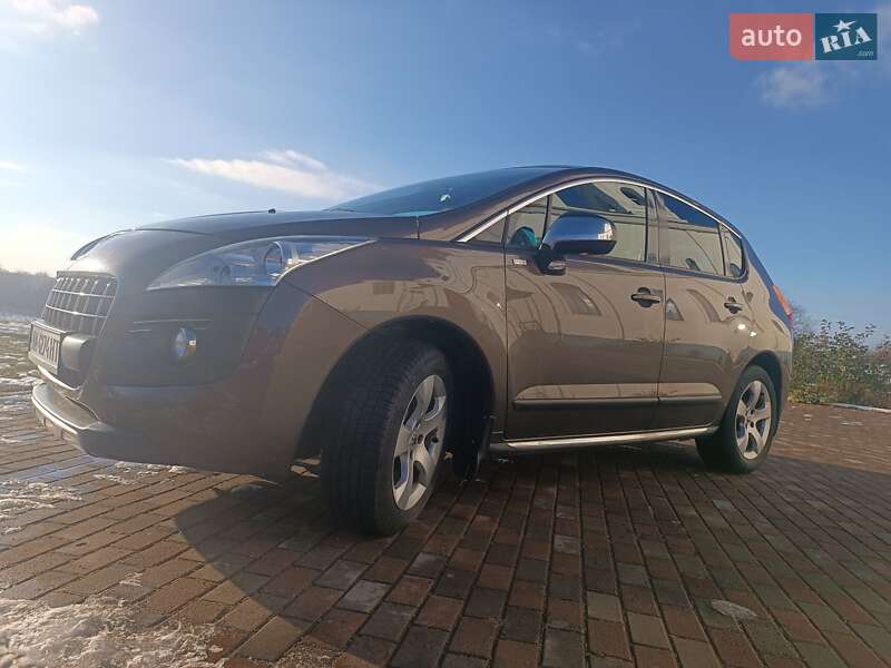 Позашляховик / Кросовер Peugeot 3008 2013 в Коростені
