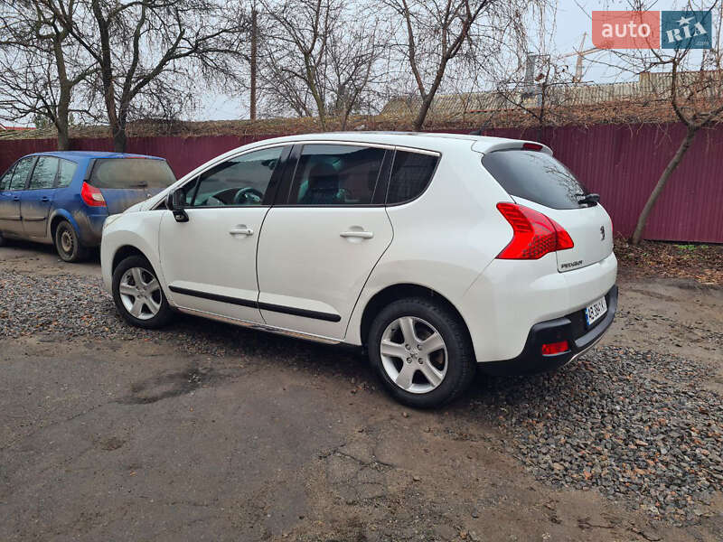 Позашляховик / Кросовер Peugeot 3008 2010 в Вінниці
