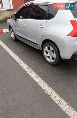 Внедорожник / Кроссовер Peugeot 3008 2011 в 