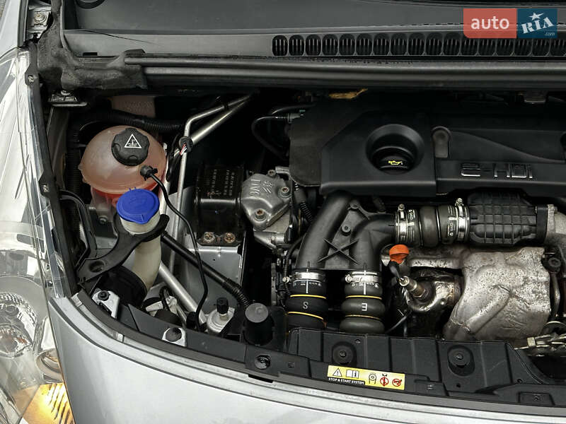 Внедорожник / Кроссовер Peugeot 3008 2013 в Смыге