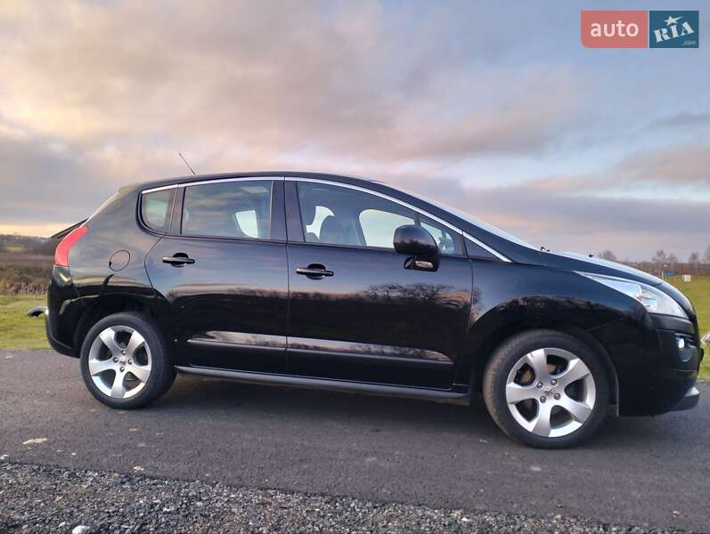 Позашляховик / Кросовер Peugeot 3008 2010 в Луцьку
