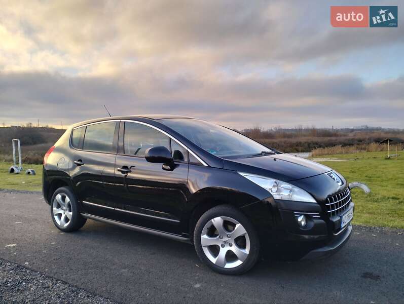 Позашляховик / Кросовер Peugeot 3008 2010 в Луцьку