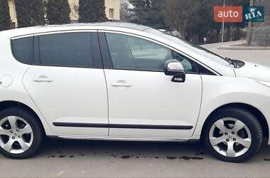 Позашляховик / Кросовер Peugeot 3008 2011 в Львові