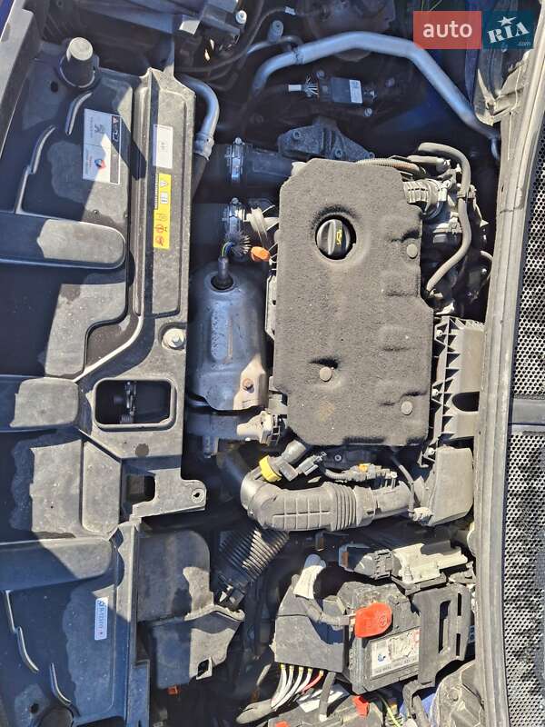 Позашляховик / Кросовер Peugeot 3008 2018 в Львові