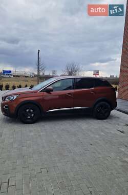 Позашляховик / Кросовер Peugeot 3008 2017 в Львові