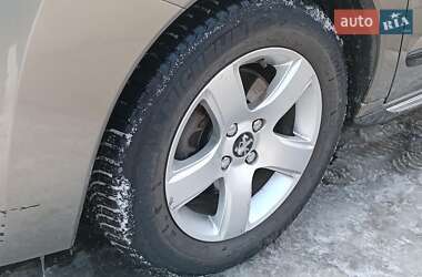 Внедорожник / Кроссовер Peugeot 3008 2012 в 