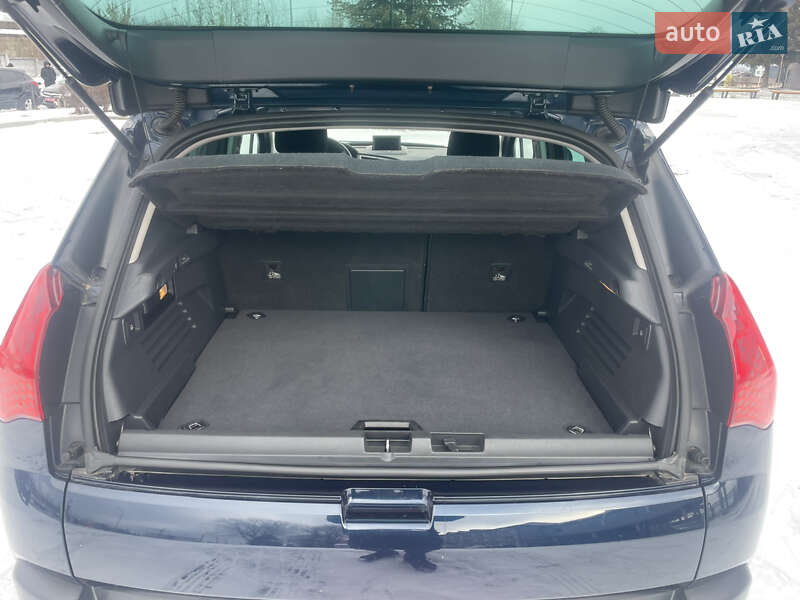 Позашляховик / Кросовер Peugeot 3008 2010 в 