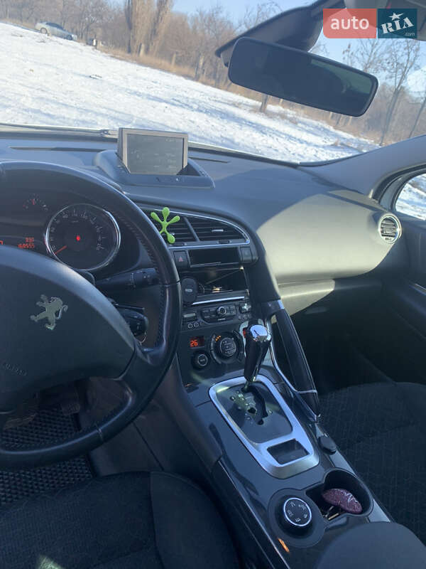 Позашляховик / Кросовер Peugeot 3008 2015 в Кременчуці