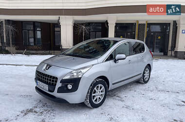 Внедорожник / Кроссовер Peugeot 3008 2010 в Киеве