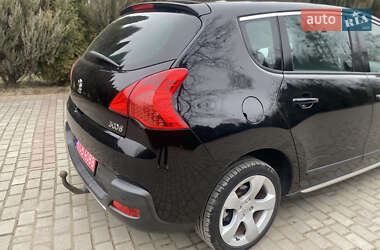 Внедорожник / Кроссовер Peugeot 3008 2011 в Самборе