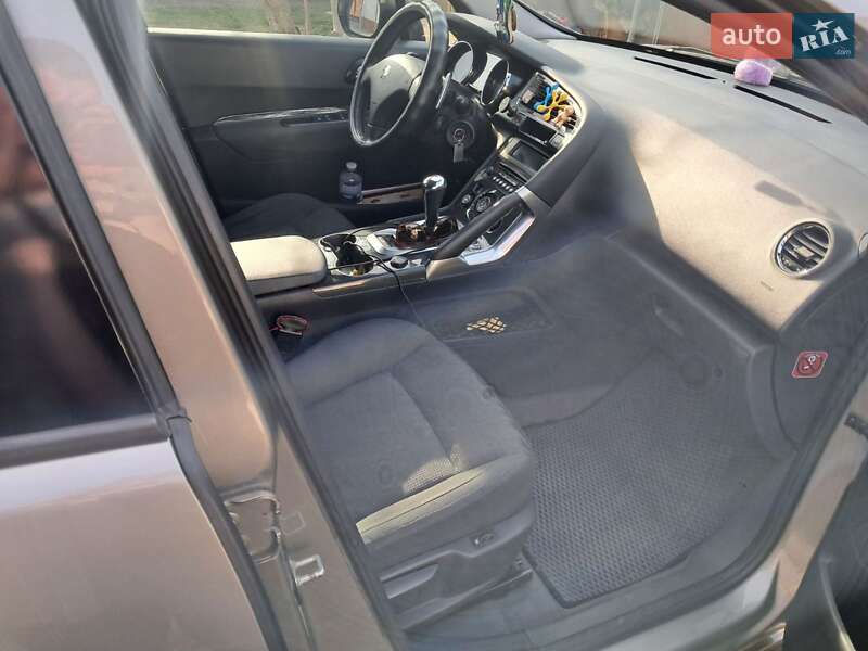 Внедорожник / Кроссовер Peugeot 3008 2013 в Иршаве