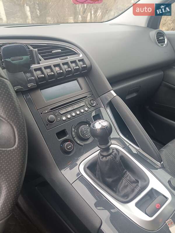 Позашляховик / Кросовер Peugeot 3008 2009 в Рогатині
