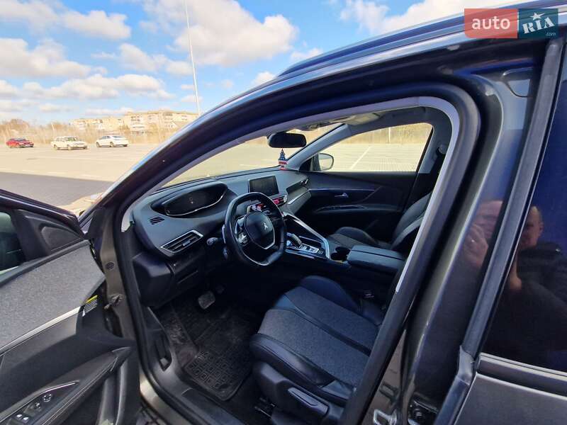 Позашляховик / Кросовер Peugeot 3008 2018 в Дубні