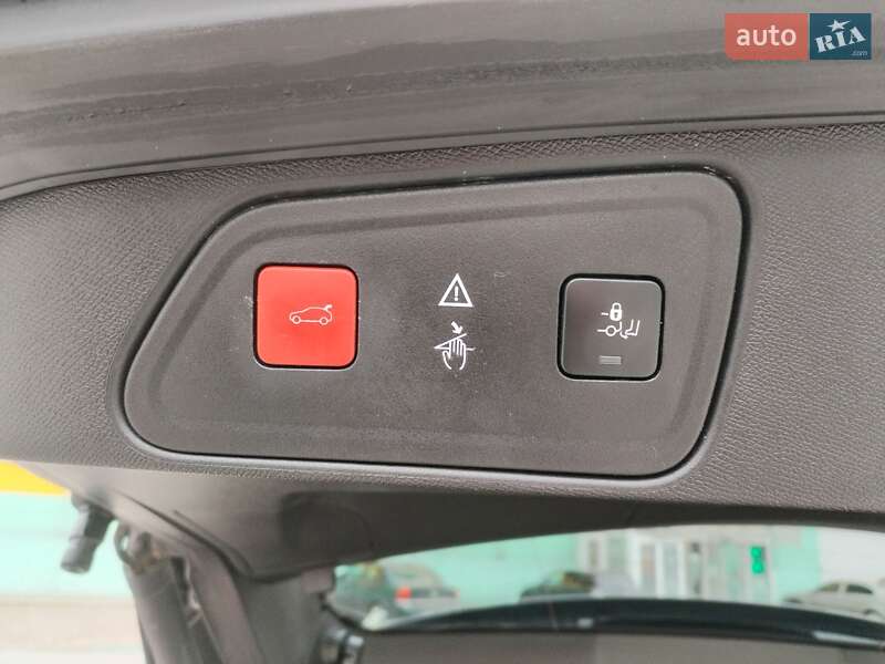 Позашляховик / Кросовер Peugeot 3008 2019 в Івано-Франківську