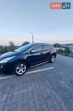 Позашляховик / Кросовер Peugeot 3008 2010 в Чернівцях