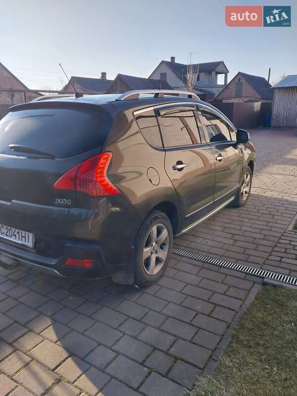 Позашляховик / Кросовер Peugeot 3008 2010 в Луцьку