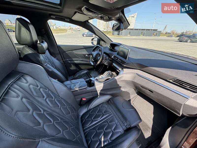 Позашляховик / Кросовер Peugeot 3008 2017 в Києві фото 24 Позашляховик / Кросовер Peugeot 3008 2017 в Києві