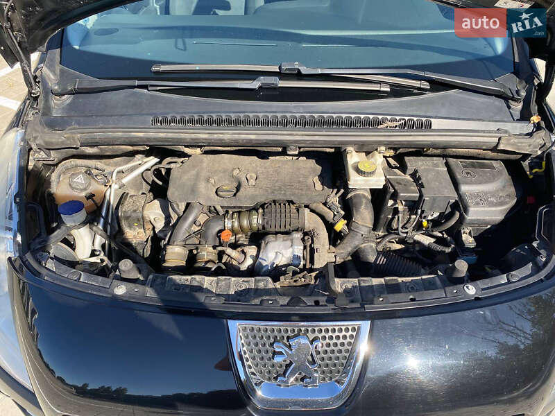 Внедорожник / Кроссовер Peugeot 3008 2012 в Луцке