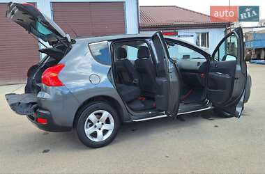 Позашляховик / Кросовер Peugeot 3008 2012 в 