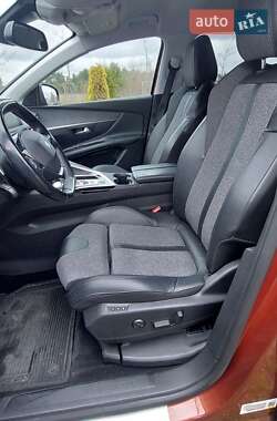 Внедорожник / Кроссовер Peugeot 3008 2019 в 