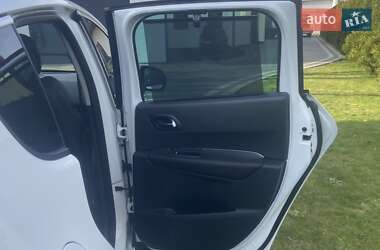 Внедорожник / Кроссовер Peugeot 3008 2014 в 