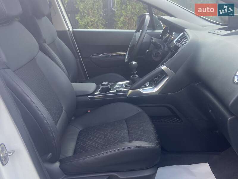 Внедорожник / Кроссовер Peugeot 3008 2014 в Стрые