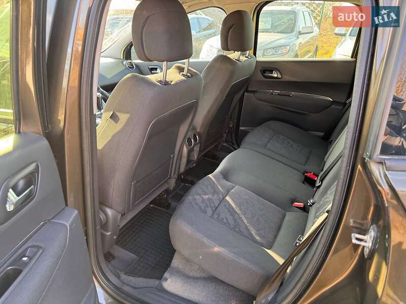 Позашляховик / Кросовер Peugeot 3008 2012 в Хмельницькому