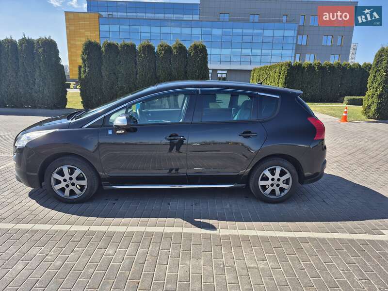 Внедорожник / Кроссовер Peugeot 3008 2012 в Киеве
