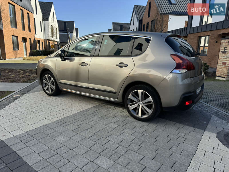 Позашляховик / Кросовер Peugeot 3008 2014 в Львові