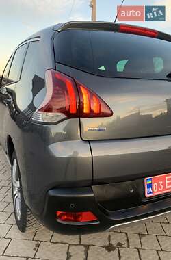 Внедорожник / Кроссовер Peugeot 3008 2015 в 