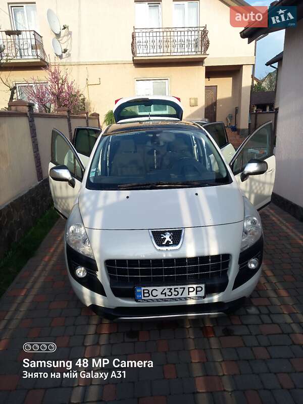 Внедорожник / Кроссовер Peugeot 3008 2012 в Львове
