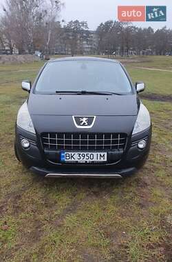 Позашляховик / Кросовер Peugeot 3008 2010 в 