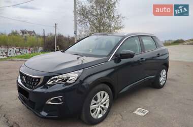 Позашляховик / Кросовер Peugeot 3008 2020 в 