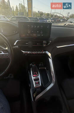 Внедорожник / Кроссовер Peugeot 3008 2019 в 