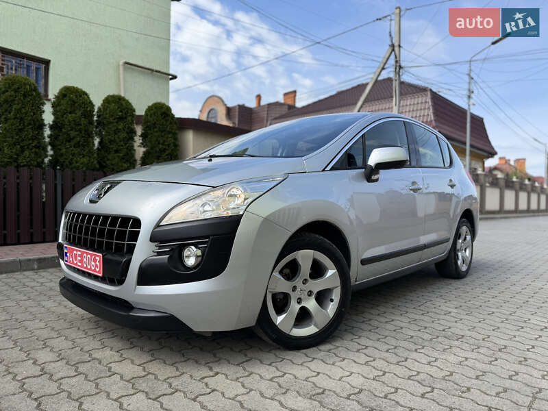 Внедорожник / Кроссовер Peugeot 3008 2013 в 
