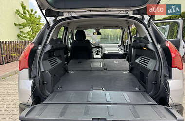 Внедорожник / Кроссовер Peugeot 3008 2013 в 