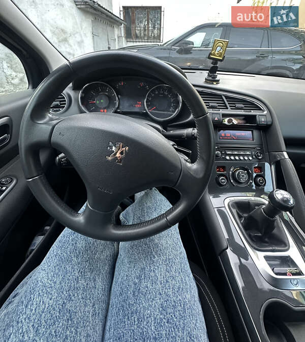 Позашляховик / Кросовер Peugeot 3008 2011 в Львові фото 9 Позашляховик / Кросовер Peugeot 3008 2011 в Львові