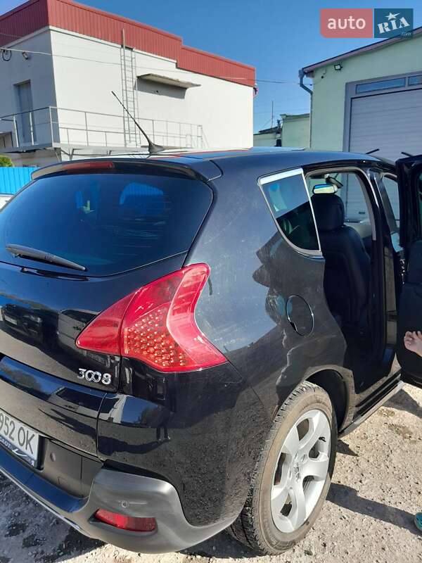 Внедорожник / Кроссовер Peugeot 3008 2012 в Каменец-Подольском