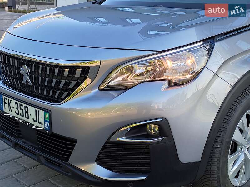 Позашляховик / Кросовер Peugeot 3008 2019 в Рівному