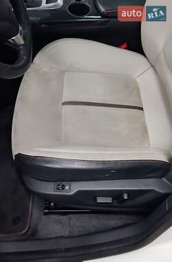 Внедорожник / Кроссовер Peugeot 3008 2013 в 
