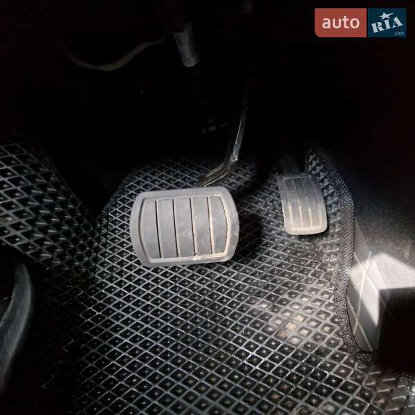 Позашляховик / Кросовер Peugeot 3008 2019 в Дніпрі