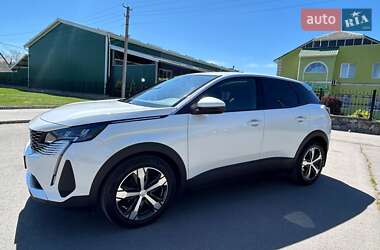 Внедорожник / Кроссовер Peugeot 3008 2021 в 