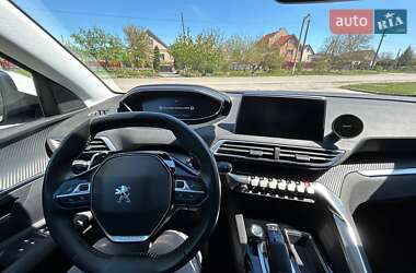 Внедорожник / Кроссовер Peugeot 3008 2021 в 