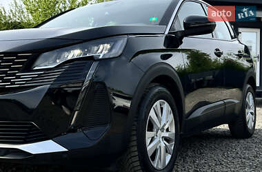 Позашляховик / Кросовер Peugeot 3008 2021 в 
